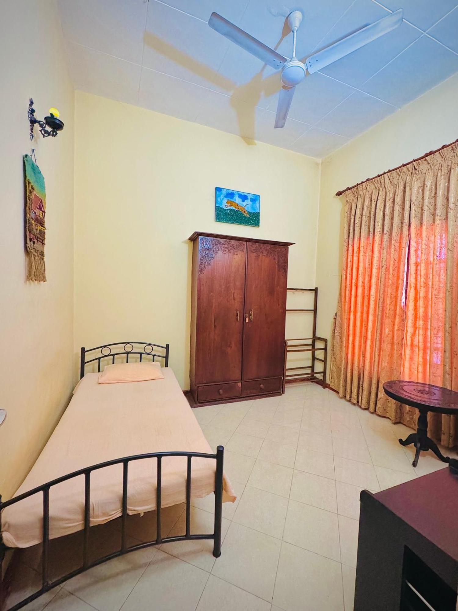 Mahaweli View Bungalow Kandy Bagian luar foto